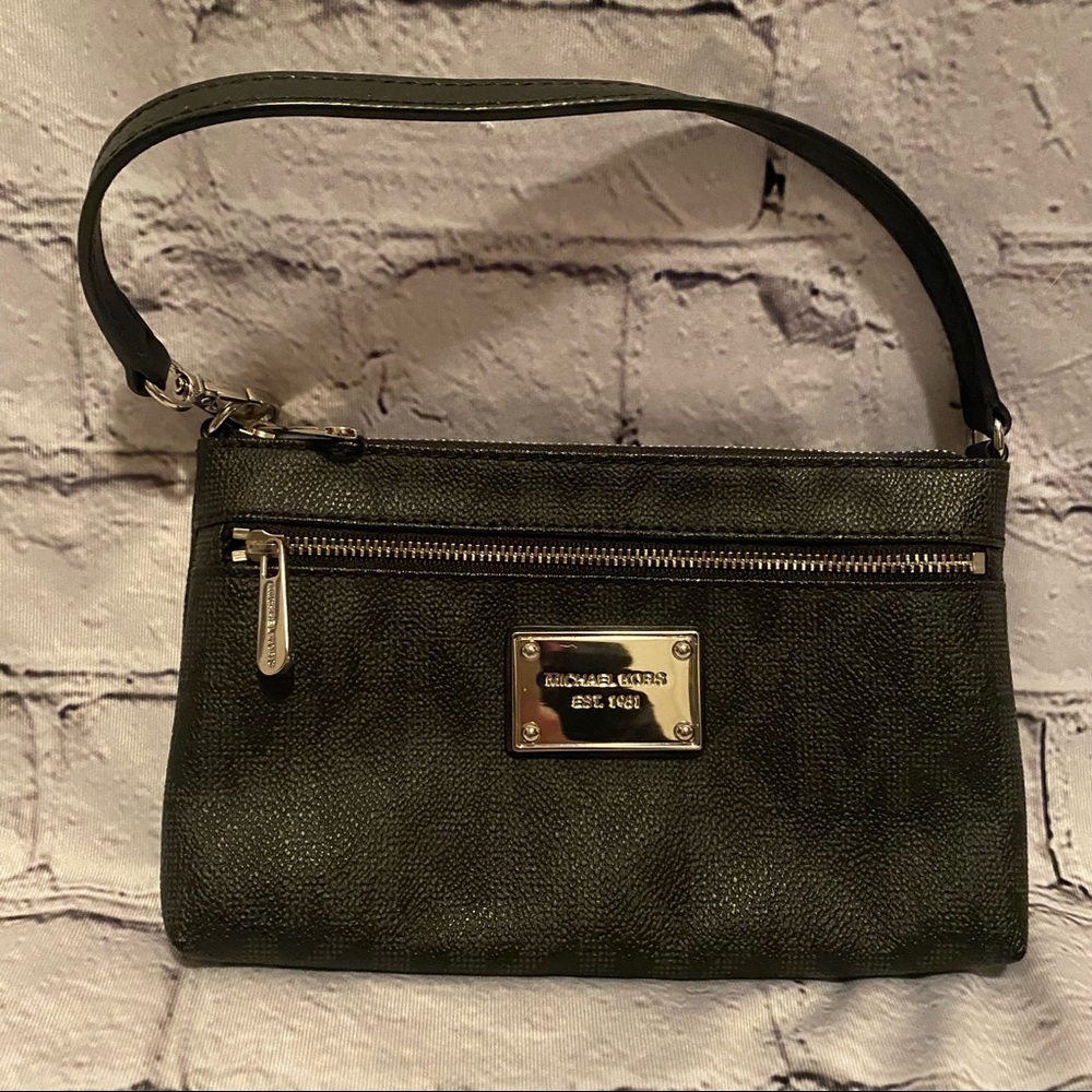 Michael Kors Black jet set wristlet clutch